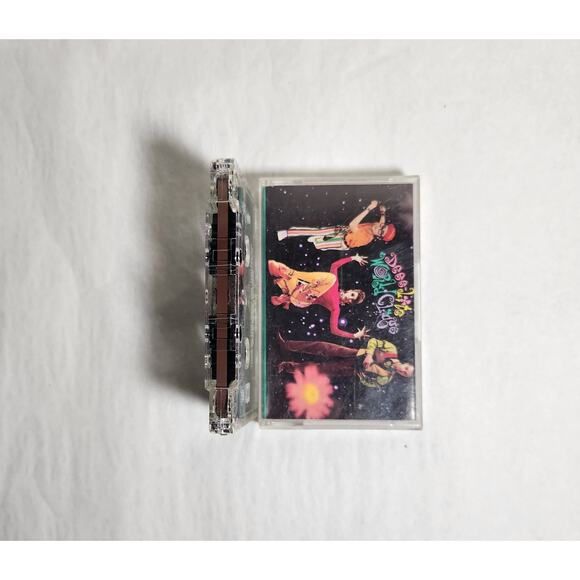 Deee-Lite World Clique Tested Dance Music Cassette (Electra, 1990) Pre-owned - Picture 4 of 7